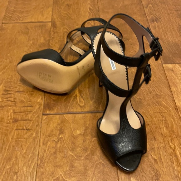 Emporio Armani heel - Picture 3 of 8